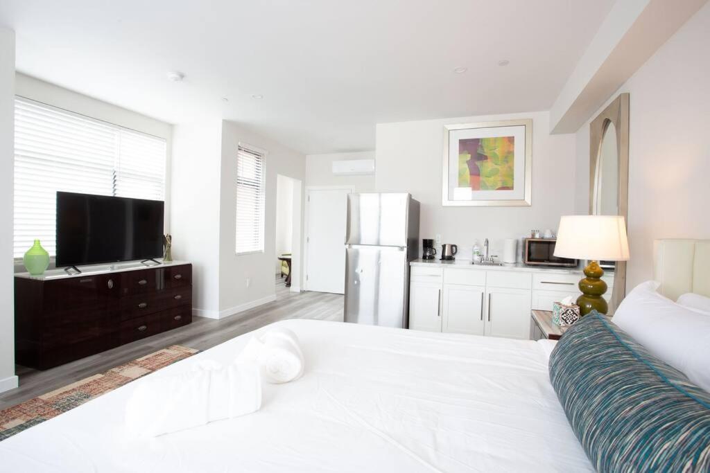 Comfy Studio With Cali King Size Mattress San Diego Luaran gambar